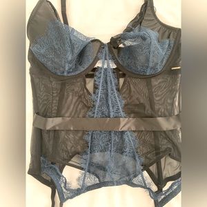 Bluebella Corset & Thong — Echo Basque Blue/Black - 34DD/E - L - NWT